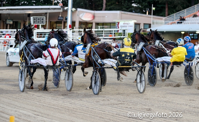 Ippica Ippodromo Cesena sabato 27 giugno sette corse 20.45 Premio Summertrade