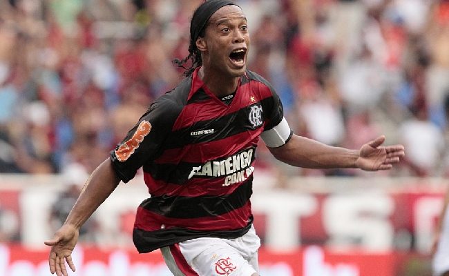 Ravenna è Ronaldinho mania: a 50 00 la promozione in Serie A entro due anni