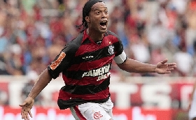 Ravenna è Ronaldinho mania: a 50 00 la promozione in Serie A entro due anni