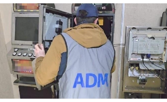 Giochi controlli Adm a Padova: sequestrati 14 apparecchi irregolari sanzioni per 56mila euro