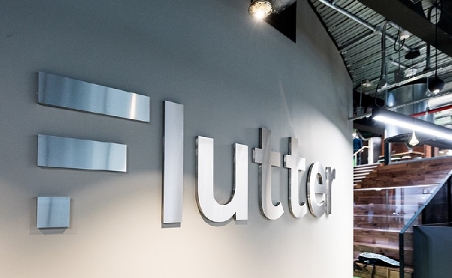 Giochi Flutter annuncia il cambio di CEO: Dan Taylor succederà a Peter Jackson dal 1° ottobre