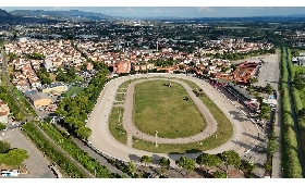Ippica sabato sera all’Ippodromo Snai Sesana tra corse ed animazione ma anche il sorteggio dei numeri del GP Città di Montecatini