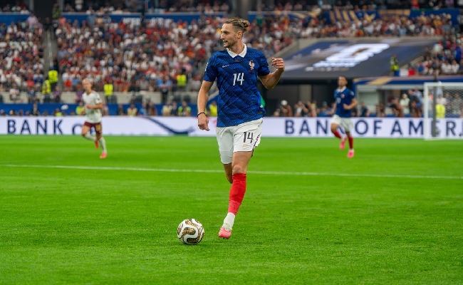 Milan mal di pancia Rabiot Maignan tifosi quota addio centrocampista