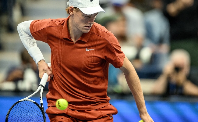 Us Open Sinner non ce la fa e dà forfait: porte spalancate in quota per il tris di Alcaraz sul cemento americano